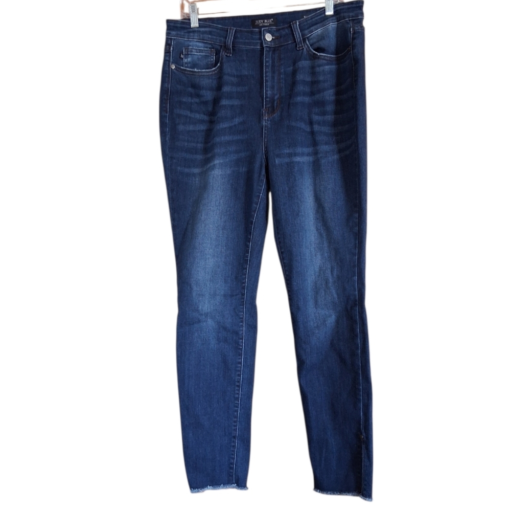 Judy Blue Raw Hem Skinny Jeans Size 32